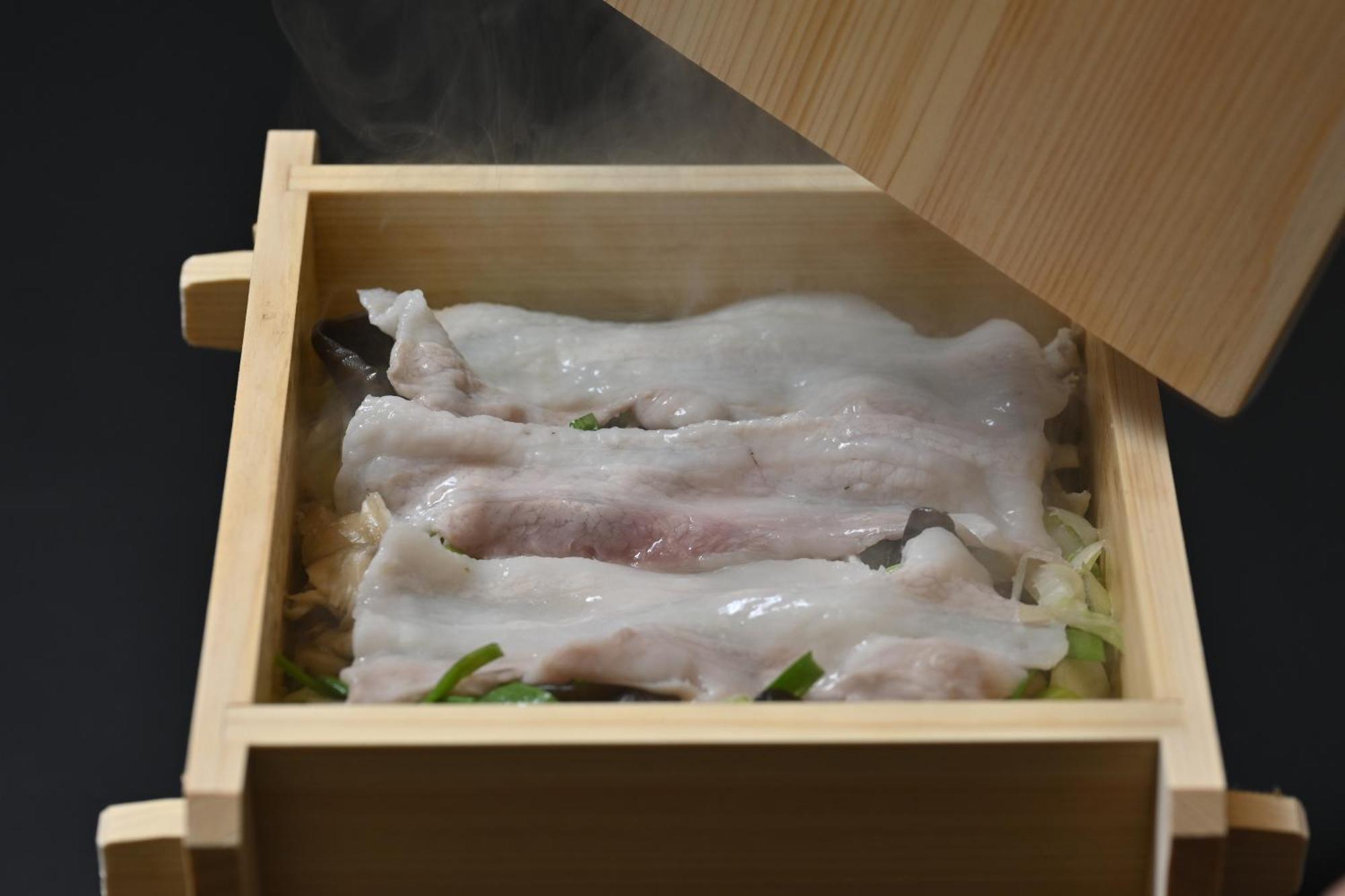 汤元小滨市酒店 日光 外观 照片